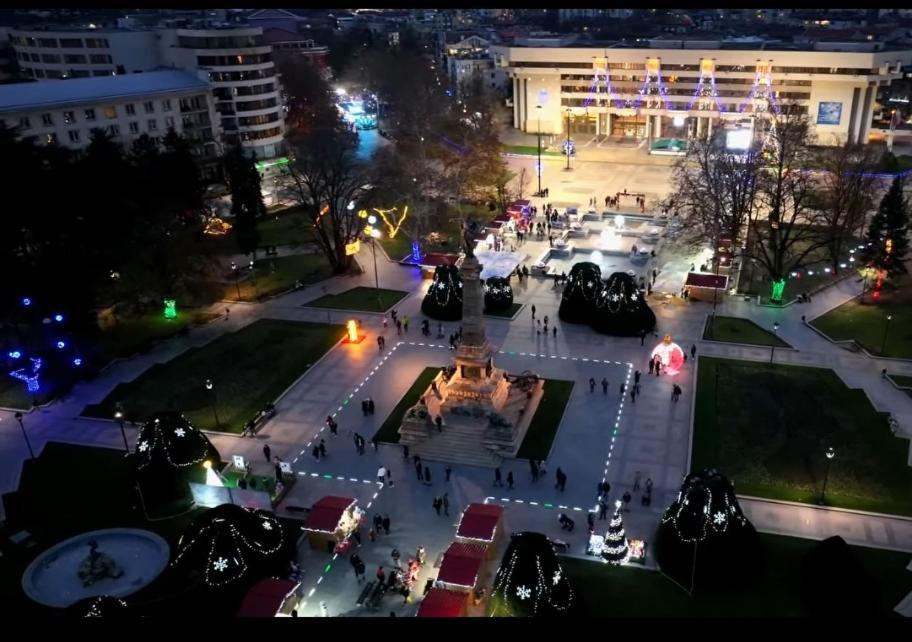 Mdm Apartment City Center Ruse Exterior photo